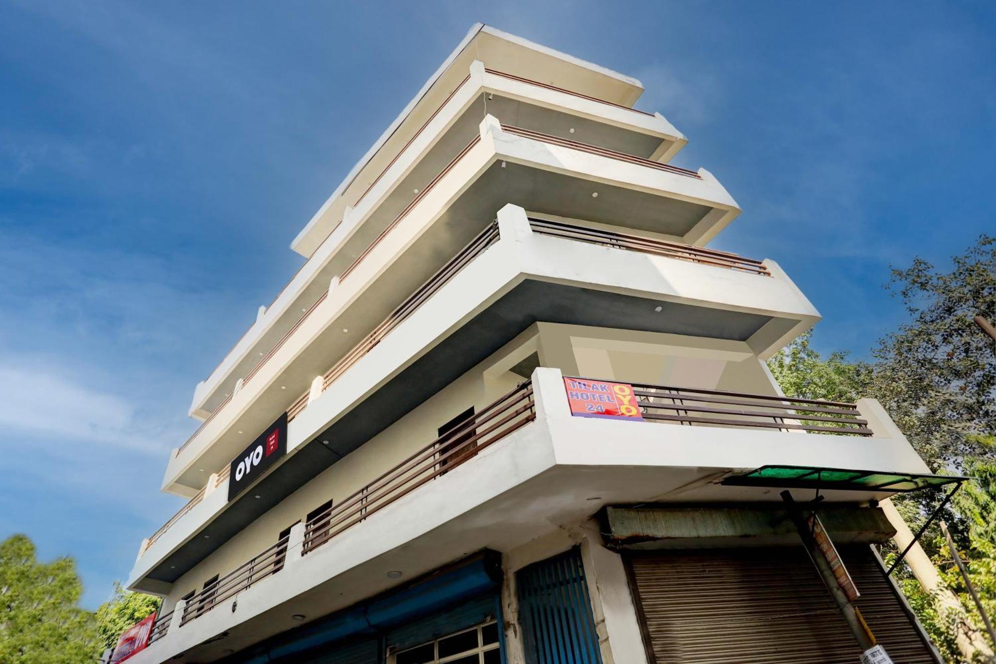 Hotel O Tilak Hotel 24 Sector 27 Near By Vinayak Hospital Gali No-6 Noida Kültér fotó